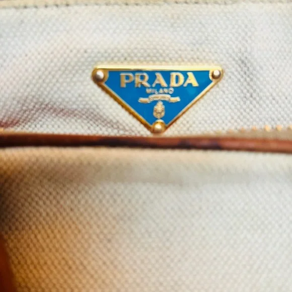 Prada Vintage Beige Mixed Material Multicolor Bag w/Leather Trim & Teal Interior - Picture 5 of 17